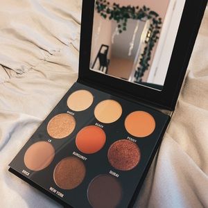 ☆ new in box kylie burgundy palette ☆